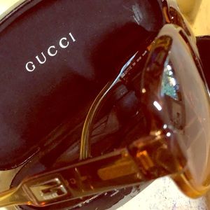 Gucci Vintage Brown Sunglasses with case